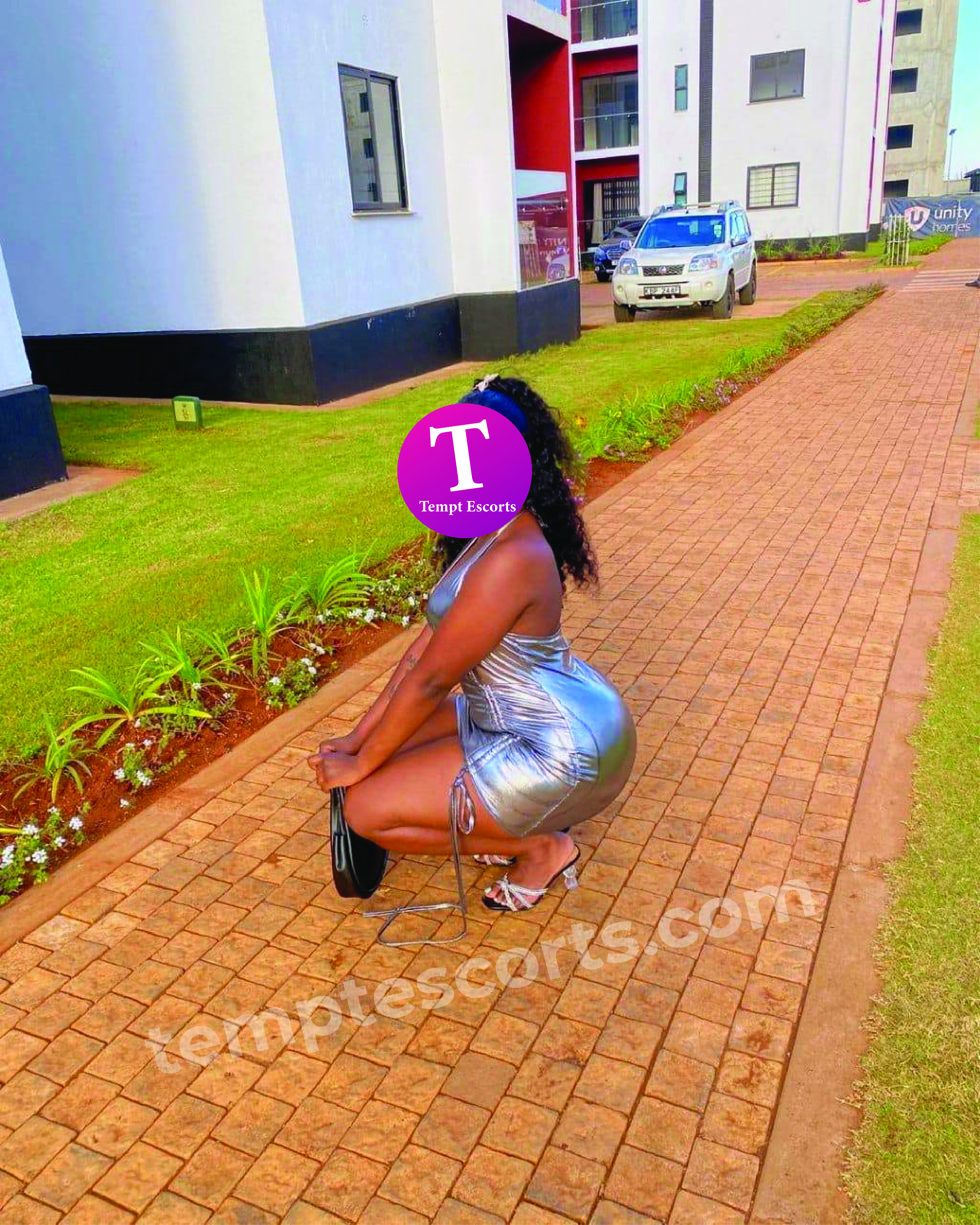 Tina Kawomera